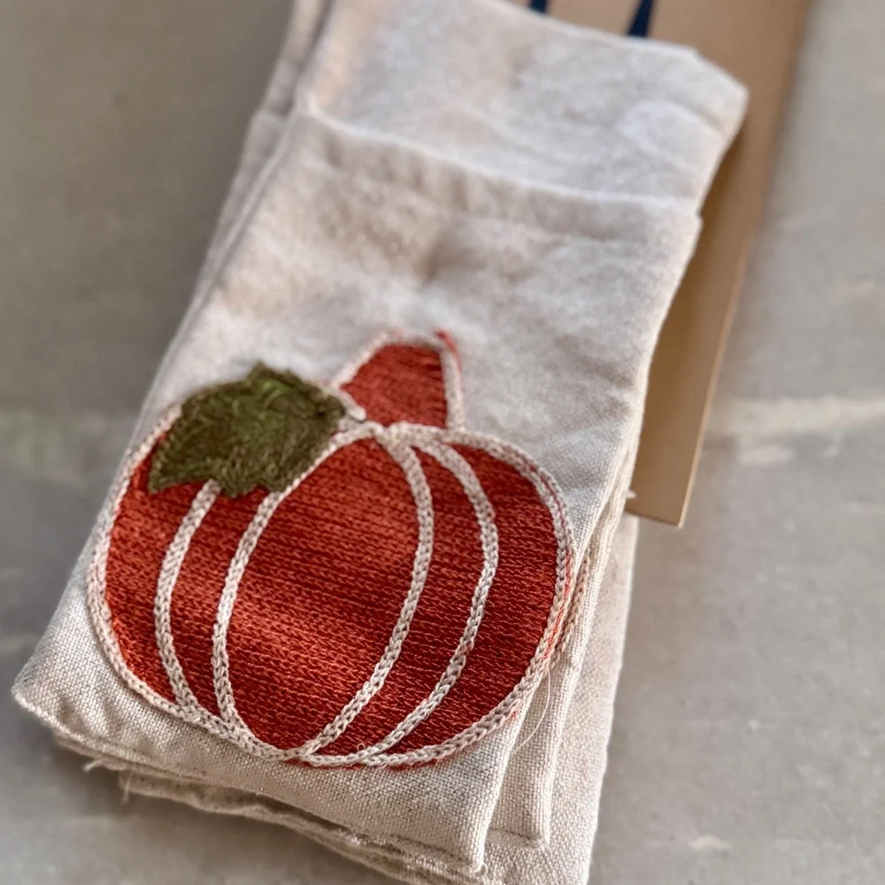 NWT Nicole Miller Home Pumpkin Utensil Holders - set of 4